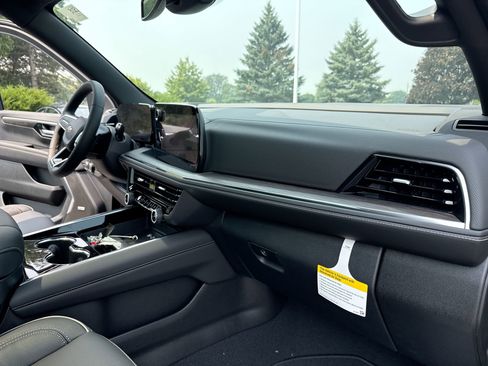 New 2025 Chevrolet Tahoe Premier w/ Sun And Tow Package image 65