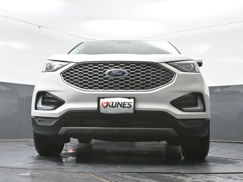 Used 2024 Ford Edge SEL AWD/4WD image 53