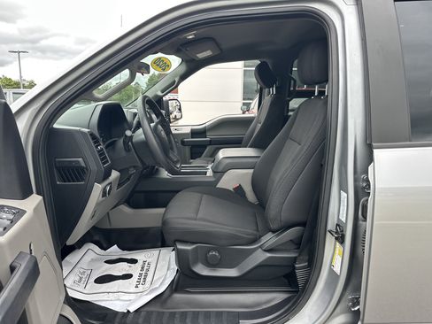 Used 2020 Ford F150 XL w/ Equipment Group 101A Mid AWD/4WD image 4