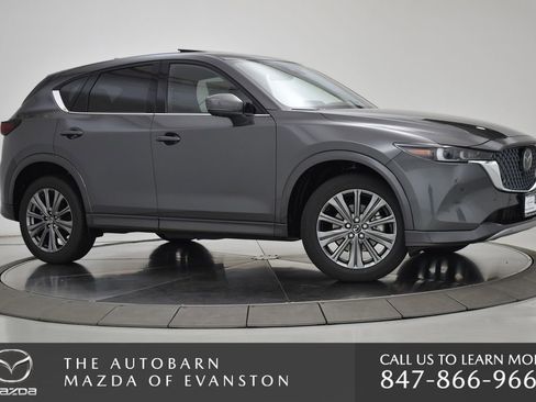 Used 2025 MAZDA CX-5 Signature image 3