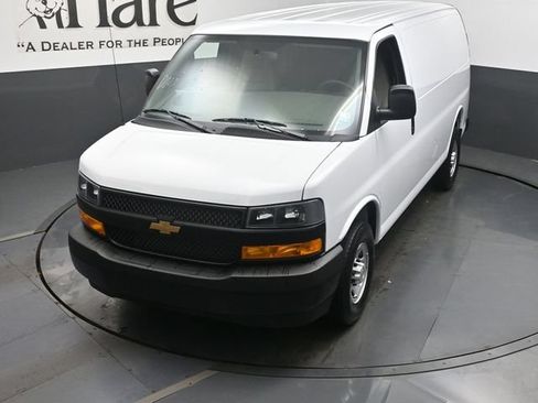 New 2026 Chevrolet Express 2500 w/ Driver Convenience Package RWD image 24