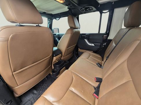 Used 2013 Jeep Wrangler Unlimited Sahara w/ Connectivity Group image 35