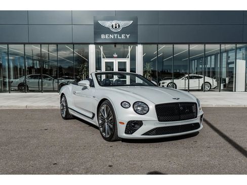Used 2024 Bentley Continental GT Speed image 17