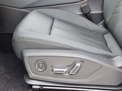 New 2026 Audi Q3 quattro 2.0T AWD/4WD image 30