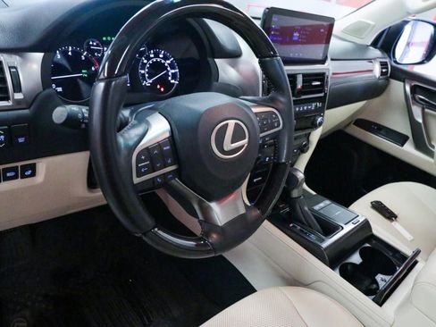 Used 2023 Lexus GX 460 Premium w/ Premium Package AWD/4WD image 13