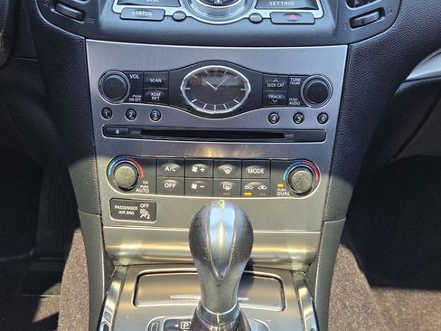 Used 2013 INFINITI G37 x Sedan w/ Premium Pkg AWD/4WD image 19