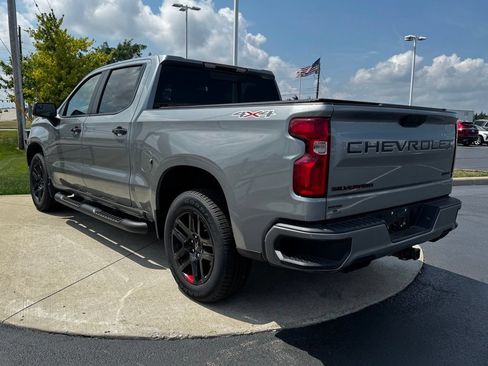 Used 2023 Chevrolet Silverado 1500 RST w/ Redline Edition AWD/4WD image 5