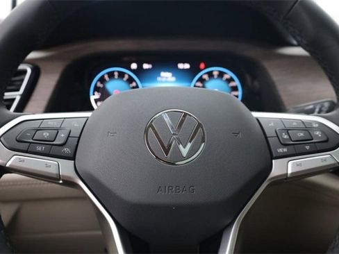 New 2026 Volkswagen Atlas SEL Premium R-Line image 14