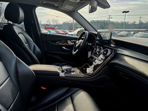 Used 2016 Mercedes-Benz GLC 300 image 17