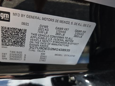 Certified 2021 GMC Sierra 1500 SLT w/ X31 Off-Road Package AWD/4WD image 16