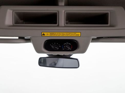 Used 2018 Ford Transit 350 XL image 24