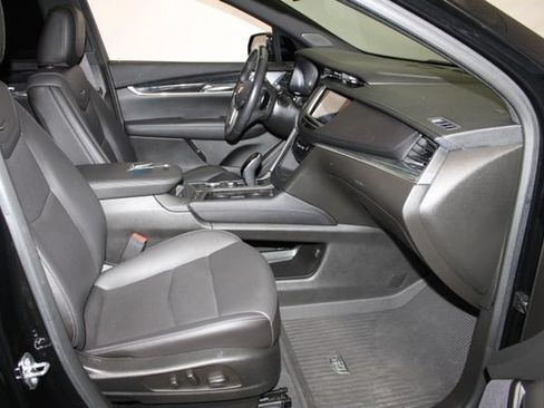 Certified 2023 Cadillac XT5 Premium Luxury w/ LPO, Floor Liner Package AWD/4WD image 15