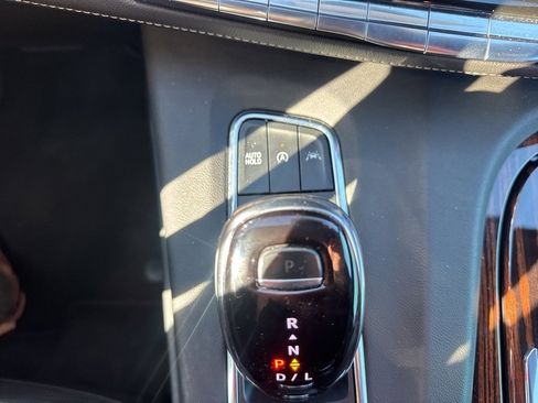 Used 2023 Cadillac Escalade ESV Premium Luxury image 28