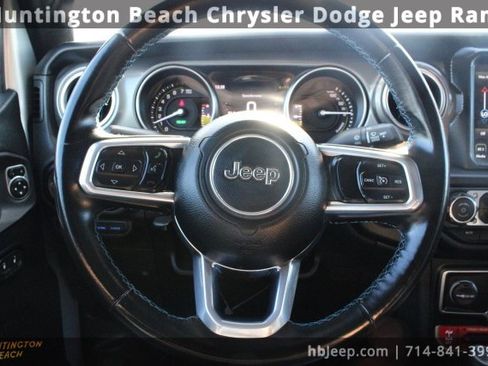 Used 2022 Jeep Wrangler Unlimited Rubicon 4xe image 16