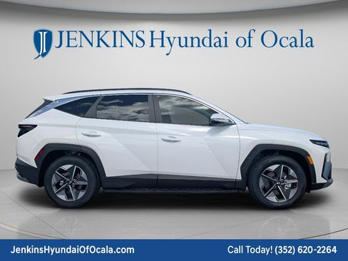 New 2026 Hyundai Tucson SEL FWD image 2