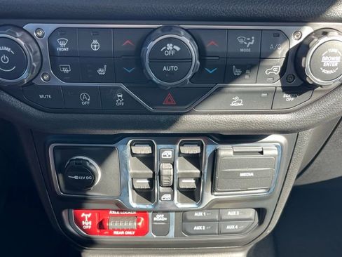 New 2026 Jeep Wrangler Unlimited Sport image 17