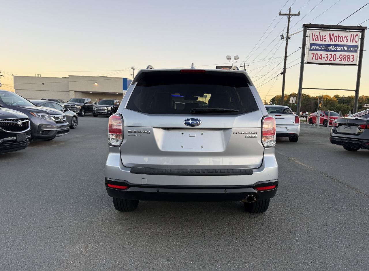 Used 2017 Subaru Forester 2.5i Limited AWD/4WD image 5