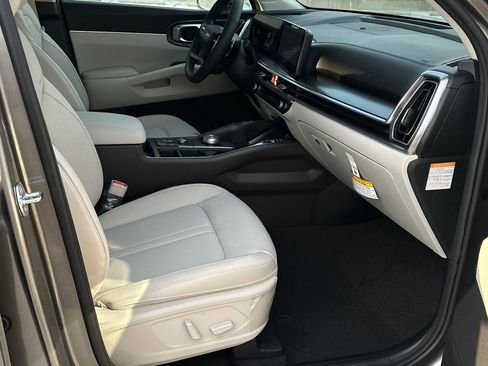 New 2026 Kia Sorento EX AWD/4WD image 12