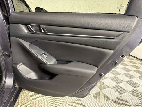 Used 2020 Honda Accord Sport image 16