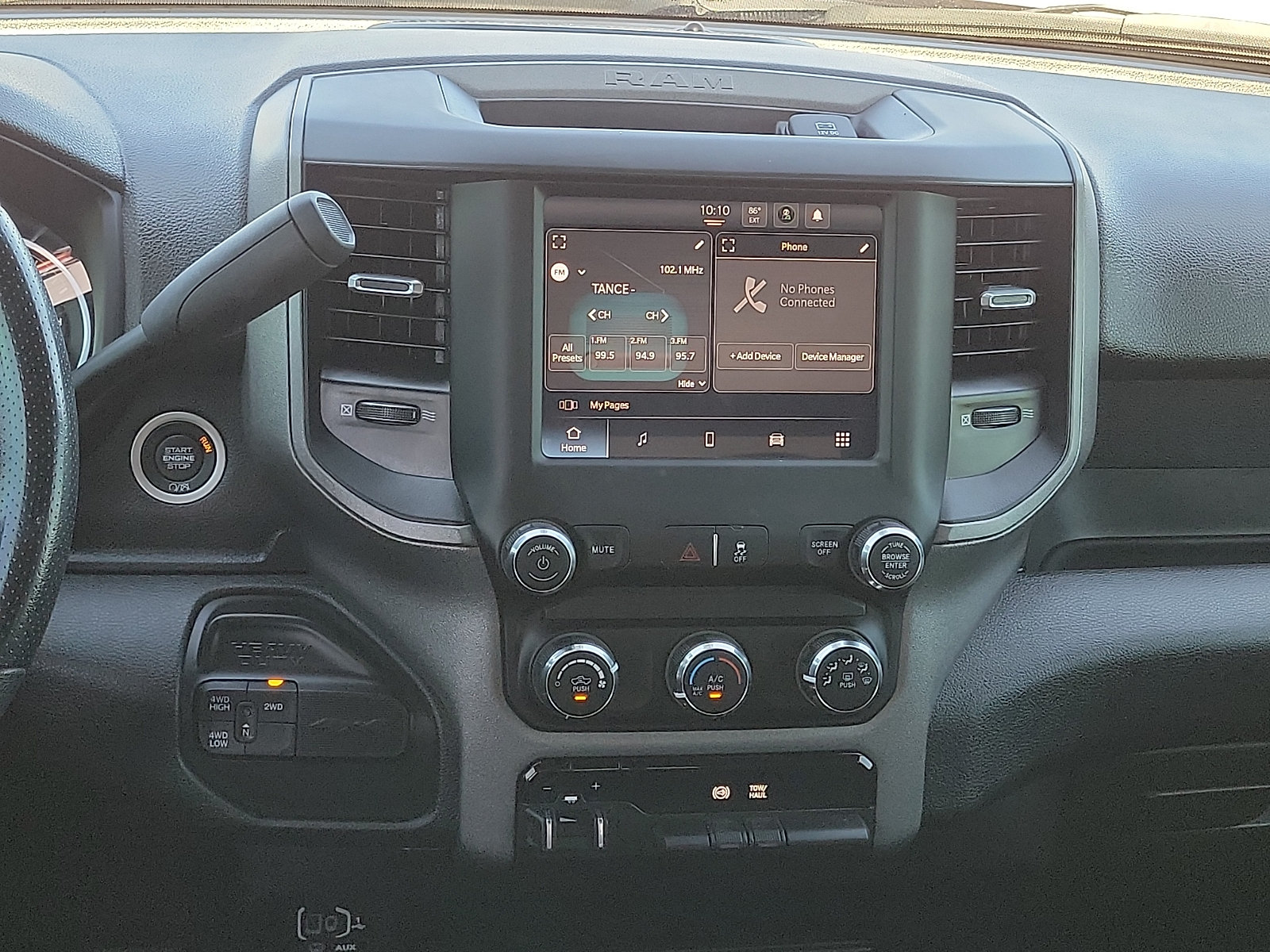 Used 2024 RAM 3500 Tradesman w/ Chrome Appearance Group AWD/4WD image 10