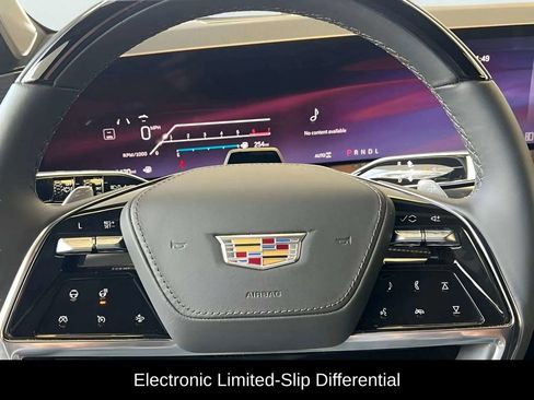 Used 2025 Cadillac Escalade Sport Platinum w/ LPO, ONYX Package image 15