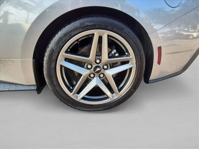 Used 2024 Ford Mustang Coupe RWD image 22