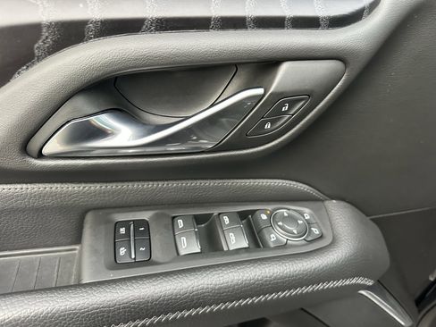 Used 2023 GMC Yukon Denali w/ Denali Reserve Package image 14