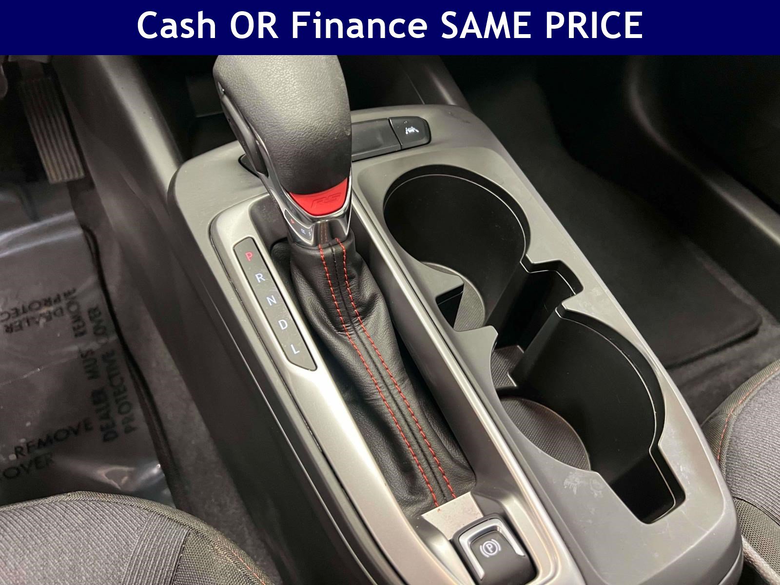Used 2024 Chevrolet Trax RS w/ Sunroof Package FWD image 21