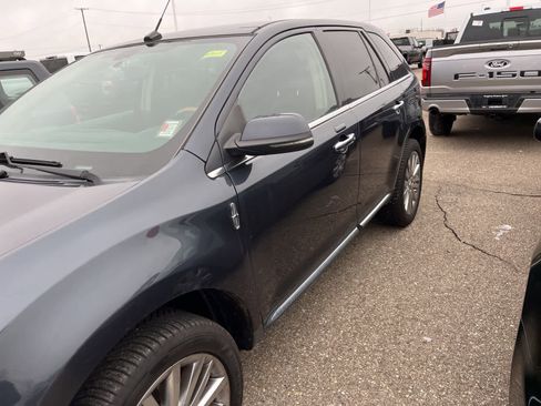 Used 2013 Lincoln MKX AWD image 7