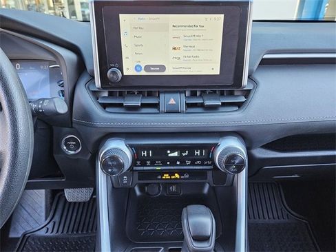 Used 2024 Toyota RAV4 XLE image 21