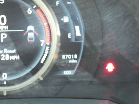 Used 2017 Lexus RC 200t image 68