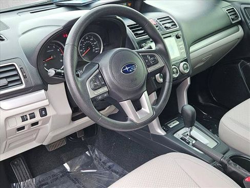 Used 2017 Subaru Forester 2.5i Premium w/ Popular Package #2A AWD/4WD image 12
