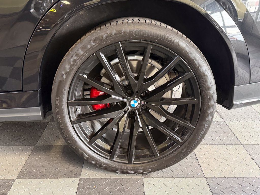 Used 2022 BMW X6 M50i AWD/4WD image 26