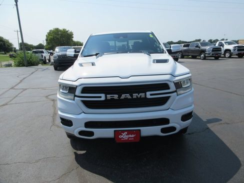 Used 2022 RAM 1500 Laramie w/ Sport Appearance Package AWD/4WD image 13