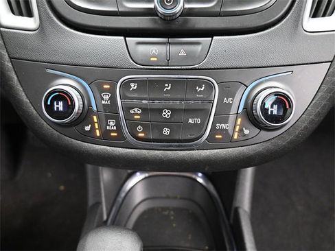 Used 2023 Chevrolet Malibu LT image 15