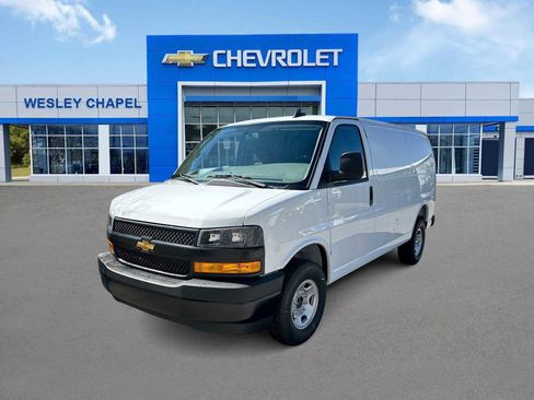 New 2025 Chevrolet Express 2500 w/ Enhanced Convenience Package image 2