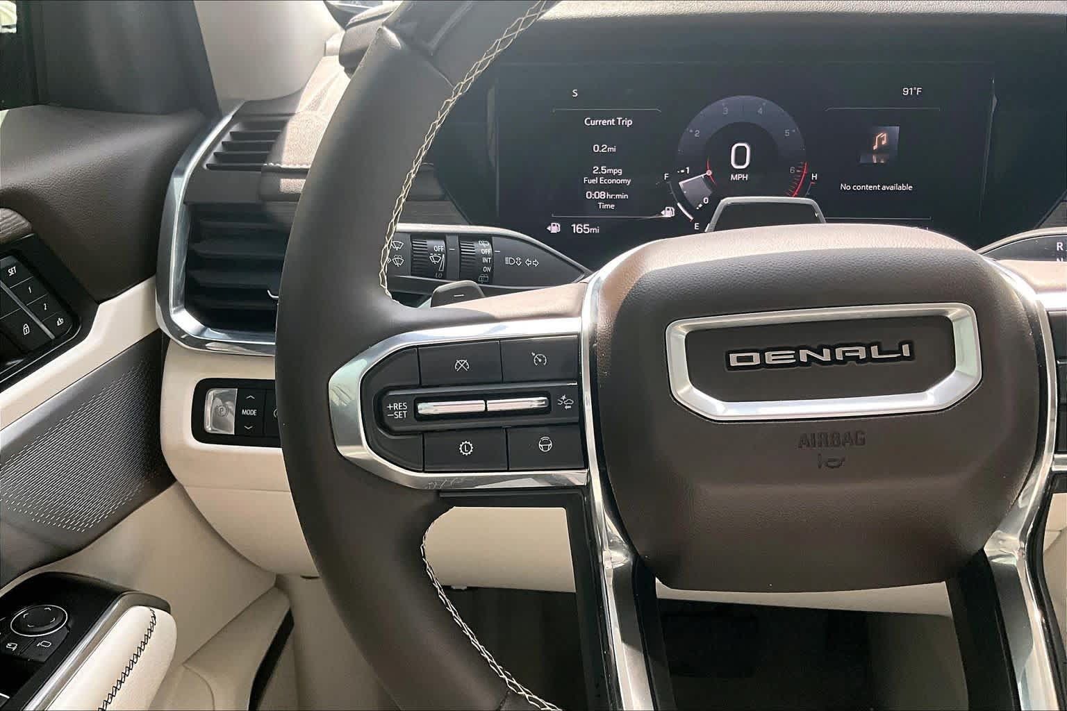 Used 2024 GMC Acadia Denali w/ Super Cruise Package FWD image 24