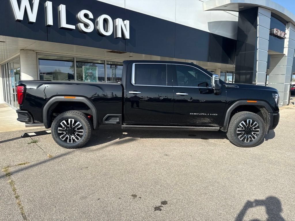 Certified 2026 GMC Sierra 2500 Denali Ultimate AWD/4WD image 5