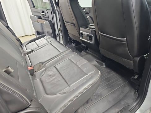 Used 2022 Chevrolet Silverado 2500 High Country AWD/4WD image 14