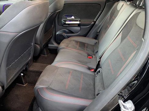 Certified 2025 Mercedes-Benz GLA 250 image 18