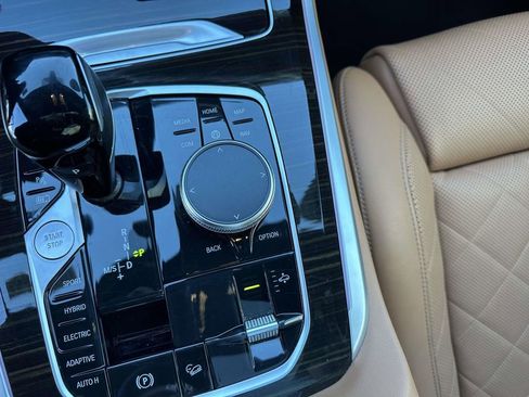 Used 2023 BMW X5 xDrive45e w/ M Sport Package image 31