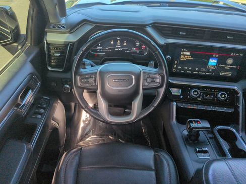 Used 2024 GMC Sierra 1500 Denali AWD/4WD image 14