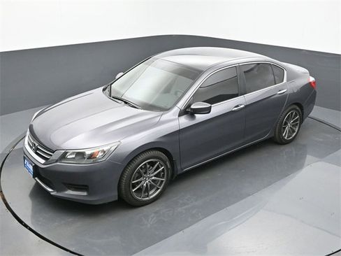 Used 2015 Honda Accord LX image 15