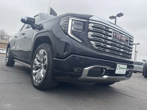 Used 2024 GMC Sierra 1500 Denali w/ Denali Reserve Package image 9