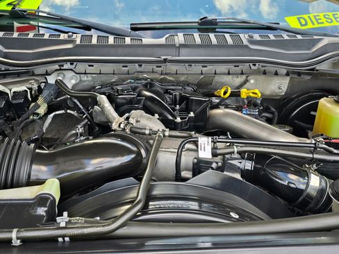 Used 2019 Ford F250 Platinum w/ Platinum Ultimate Package image 49