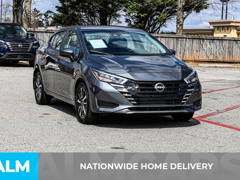 Used 2025 Nissan Versa SV w/ Trunk Package image 4