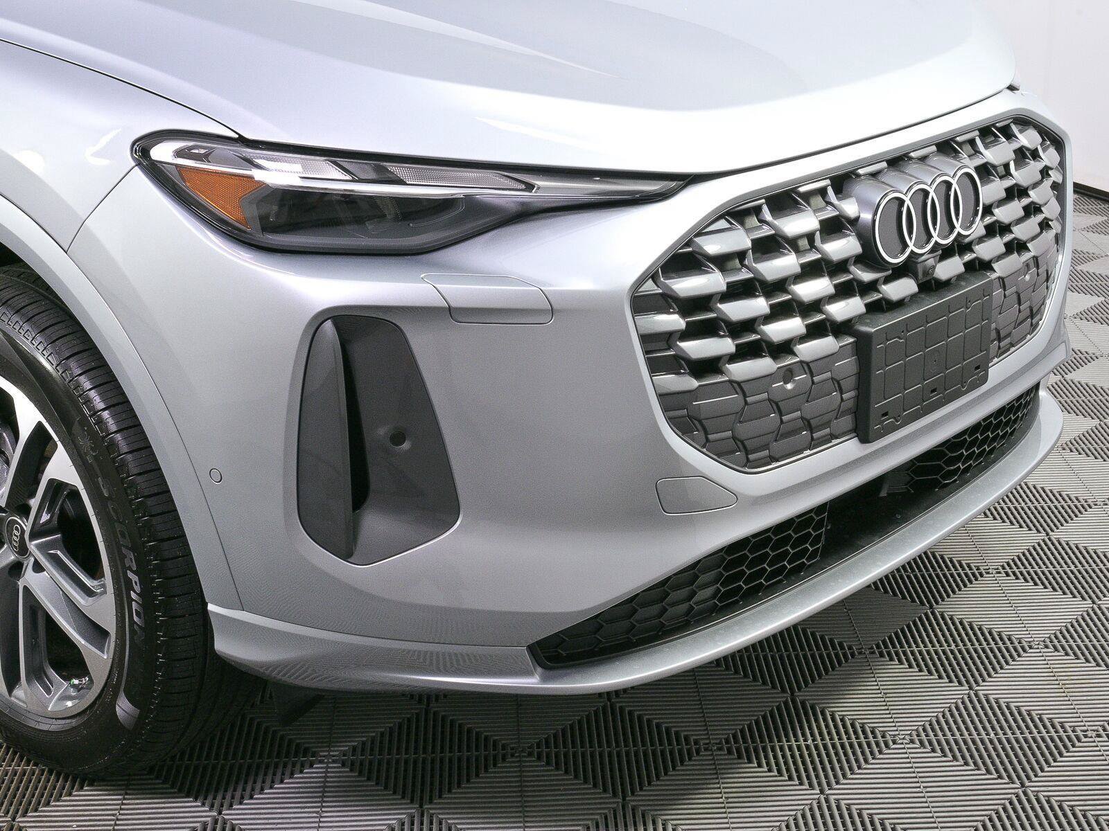 New 2026 Audi Q5 Premium AWD/4WD image 13