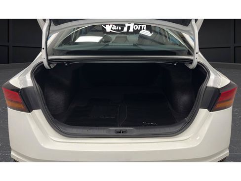 Used 2025 Nissan Altima 2.5 S FWD image 26