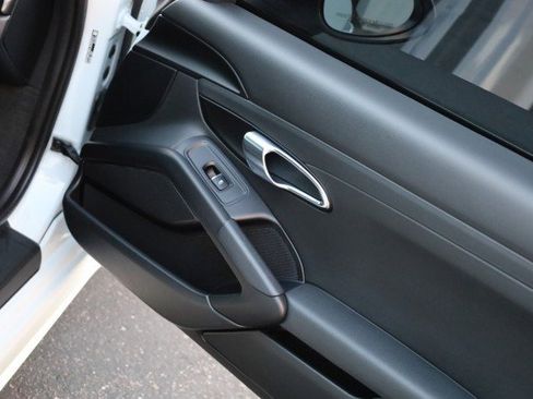 Used 2018 Porsche 718 Cayman image 36