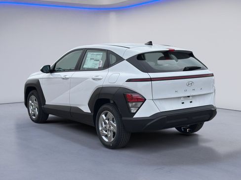 New 2026 Hyundai Kona SE image 6